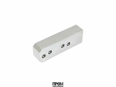 Распределительный блок 95 x 30 x 20 мм